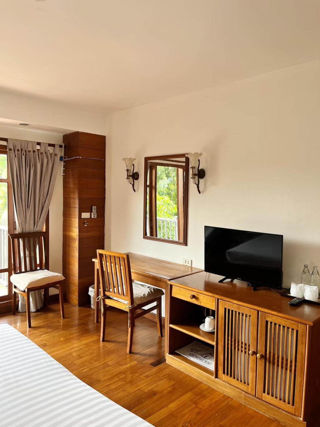 Riverhouse Resort Mae Sariang Luaran gambar