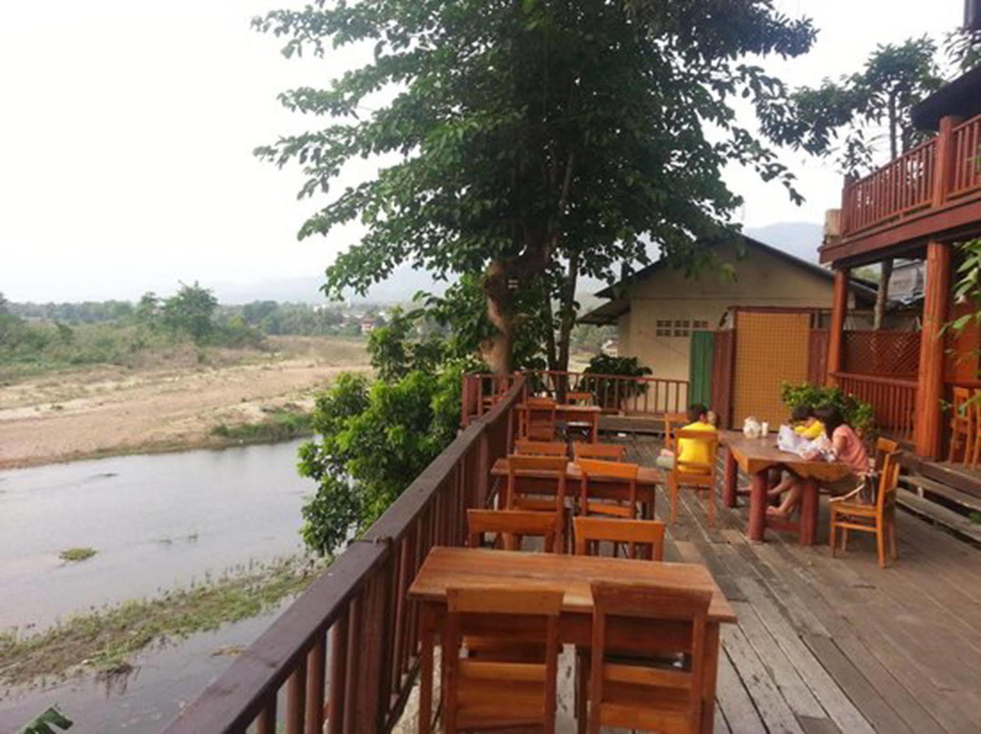 Riverhouse Resort Mae Sariang Luaran gambar