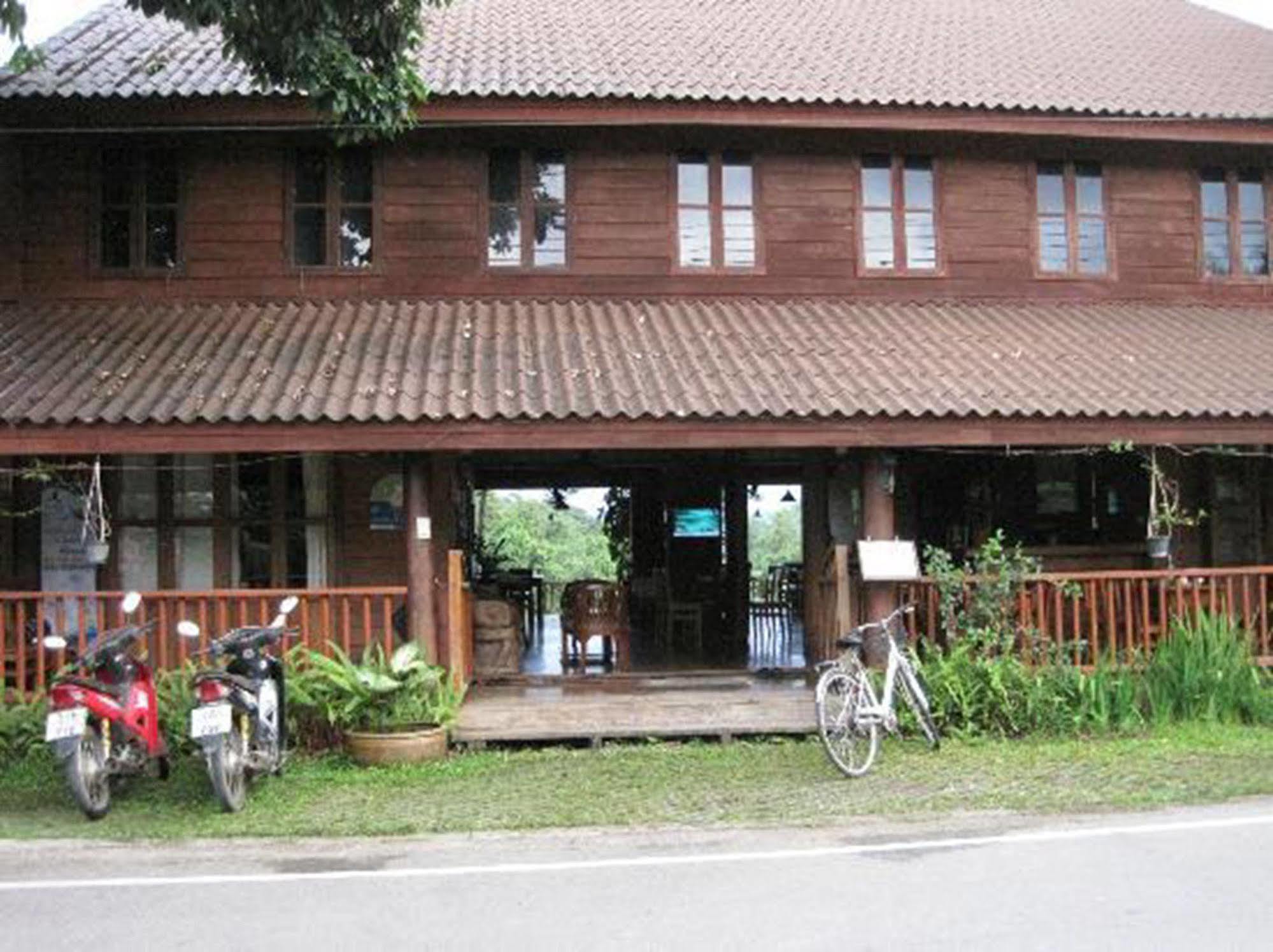 Riverhouse Resort Mae Sariang Luaran gambar