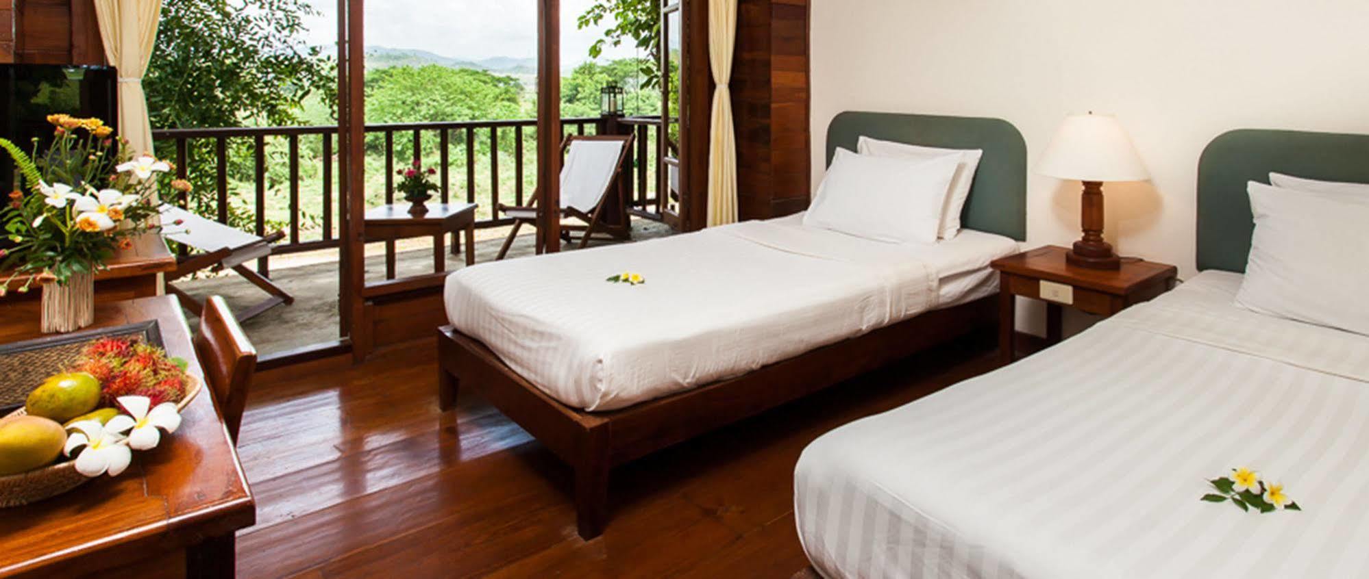 Riverhouse Resort Mae Sariang Luaran gambar